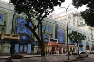 Hà Nội: Động thổ khách sạn gây tranh cãi bên Hồ Gươm