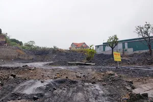 Quảng Ninh: Nhiều cán bộ bị kiểm điểm vì than “thổ phỉ“