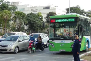 Buýt nhanh BRT chính thức thu phí 7000 đồng/lượt