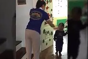 Chủ tịch Hà Nội yêu cầu đình chỉ chức vụ 1 hiệu trưởng