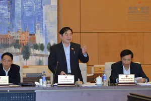 Luật phải cột được trách nhiệm việc nhập công nghệ dỏm 