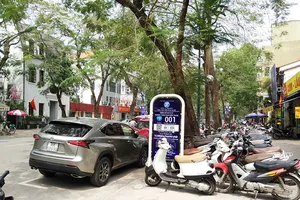 Hà Nội định giá giữ xe qua smartphone 15.000 đồng/giờ