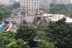 Chủ tịch Hà Nội yêu cầu báo cáo vụ sập trường mầm non