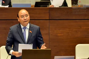 Sẽ tăng lương cho cán bộ để chống tham nhũng vặt