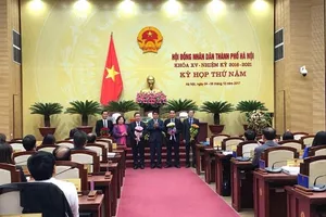 Miễn nhiệm đại biểu HĐND thứ trưởng Bộ GD&ĐT