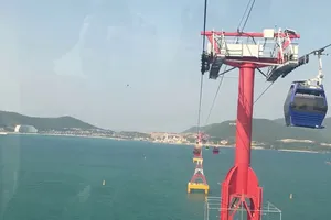 Xem xét đề xuất làm cáp treo dài 5 km vượt sông Hồng