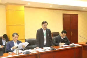 Tiền đâu để xử lý hơn 3.000 container rác vô chủ?