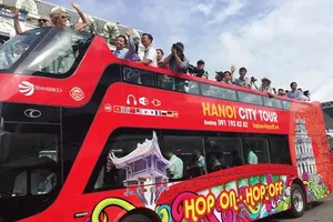 Hà Nội miễn phí xe bus cho phóng viên dự Hội nghị Mỹ - Triều