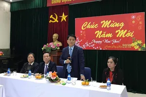 Đoàn ngoại giao Triều Tiên đi ô tô từ Đồng Đăng về Hà Nội