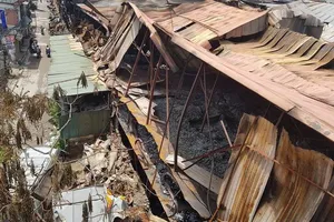 Bộ TN&MT cảnh báo nguy cơ ô nhiễm sau vụ cháy Rạng Đông