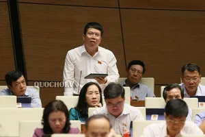 Tại sao cử tri hay hỏi: 'Đồng chí này là con đồng chí nào?'