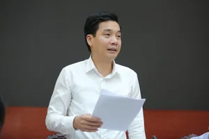 Tại sao dân Hà Nội phải dùng nước sông Đuống với giá đắt đỏ?