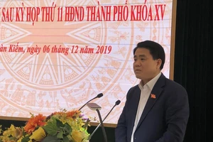 Chủ tịch Hà Nội nghi vấn về công nghệ xử lý nước sông Tô Lịch