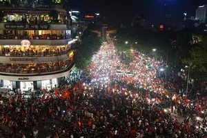 Phố đi bộ Hoàn Kiếm chính thức hoạt động thường xuyên