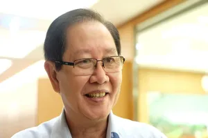 Bộ trưởng Nội vụ: 'Chủ tịch làm hiệu trưởng chưa có tiền lệ'