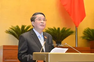 HĐND TP Hà Nội được quyết thu một số loại phí, lệ phí