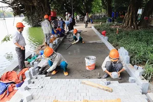 Hà Nội lát đá tự nhiên vĩnh cửu quanh Hồ Gươm