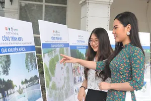 Hà Nội xin ý kiến người dân về cột mốc km0 ở Hồ Gươm