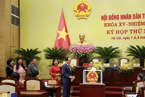 UBND TP Hà Nội có 5 Phó Chủ tịch mới