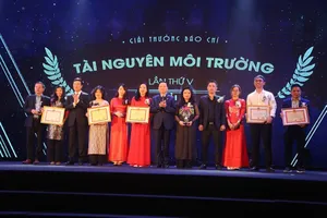 Trao giải thưởng môi trường và giải báo chí TN&MT lần thứ V 