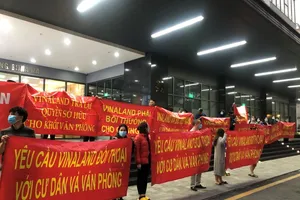 Dân 'té ngửa' vì mua chung cư quận này nhận nhà quận khác