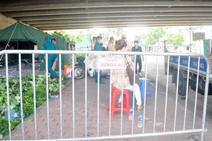 Cận cảnh 22 chốt kiểm soát COVID-19 tại cửa ngõ Thủ đô