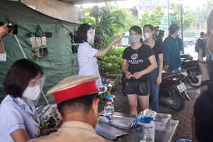 Bí thư TP Hà Nội chỉ đạo siết phòng chống dịch trên địa bàn