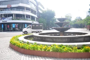 Sáng nay, TP Hà Nội cho mở lại hầu hết dịch vụ thiết yếu