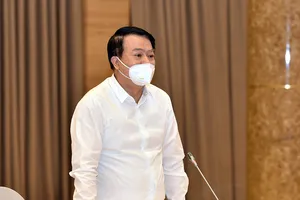 Dự kiến giảm thuế môi trường 1.000 đồng cho mỗi lít xăng