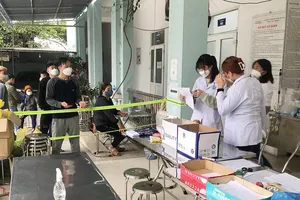 Hà Nội đề xuất hỗ trợ nhân viên y tế từ 5-10 triệu đồng/ người 