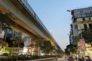 Đèn chiếu sáng phố Yên Lãng