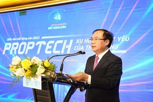 Thứ trưởng Bộ Xây dựng Nguyễn Văn Sinh