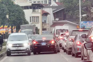 Xe Văn phòng Thành ủy Hà Nội