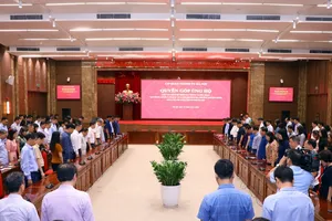 Nhiều cơ quan, đơn vị tưởng niệm các nạn nhân vụ cháy chung cư ở Hà Nội