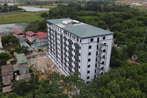 Chung cư mini gần 200 phòng xây sai phép ở Hà Nội: Chủ tịch huyện có trách nhiệm 