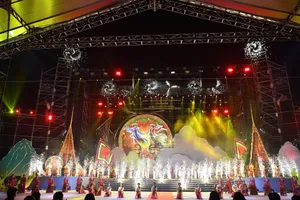 Kể chuyện khởi nghĩa Hai Bà Trưng trong đêm hội 'Âm vang Mê Linh' bằng công nghệ 3D Mapping