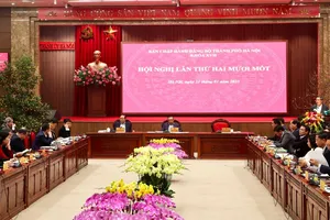 Thành uỷ Hà Nội đặt mục tiêu thu nhập bình quân của người dân lên 11.500 USD/năm