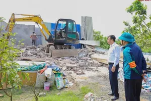 Hà Nội: 5 chủ tịch xã bị tạm dừng công tác điều hành để tập trung xử lý vi phạm đất đai