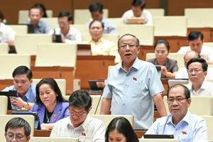 Đại biểu Quốc hội ý kiến về quy định cứng 1 quốc tịch sẽ gây khó cho kiều bào 