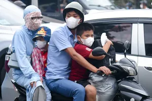 Nghiên cứu hỗ trợ thu đổi 450.000 xe máy xăng cho người dân trong khu vực Vành đai 1