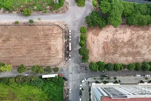 Người dân bên hồ Hoàn Kiếm phải di dời để làm quảng trường, công viên được bố trí tái định cư thế nào?