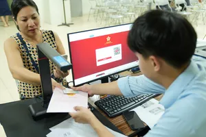 Hà Nội: Dừng nộp hồ sơ giấy với 25 dịch vụ công trực tuyến thiết yếu