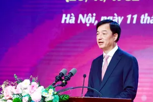 Bí thư Thành uỷ Hà Nội: Ngành giáo dục Thủ đô phải bảo đảm đủ trường, đủ lớp, đủ giáo viên