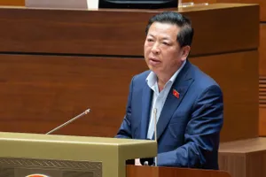 Bộ trưởng Bộ Xây dựng: Việc cấp giấy phép xây dựng khiến người dân, doanh nghiệp khổ 