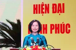 Bà Bùi Huyền Mai làm Chủ tịch MTTQ Việt Nam TP Hà Nội