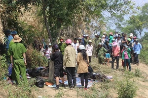 Cưỡi trâu lội qua suối, bé gái 9 tuổi chết đuối thương tâm