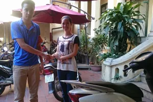 Bất ngờ được CSGT gọi đến nhận lại xe đã mất hơn một năm