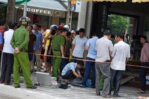 Khởi tố kẻ đâm chết mẹ và em gái vợ cũ vì không đòi được nợ