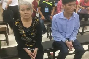 Ném thư vào buồng tạm giữ, 'xúi' đồng bọn nhận tội thay