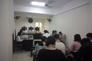 Vụ kiện Bộ trưởng GD&ĐT: Tòa gửi giấy mời thứ trưởng